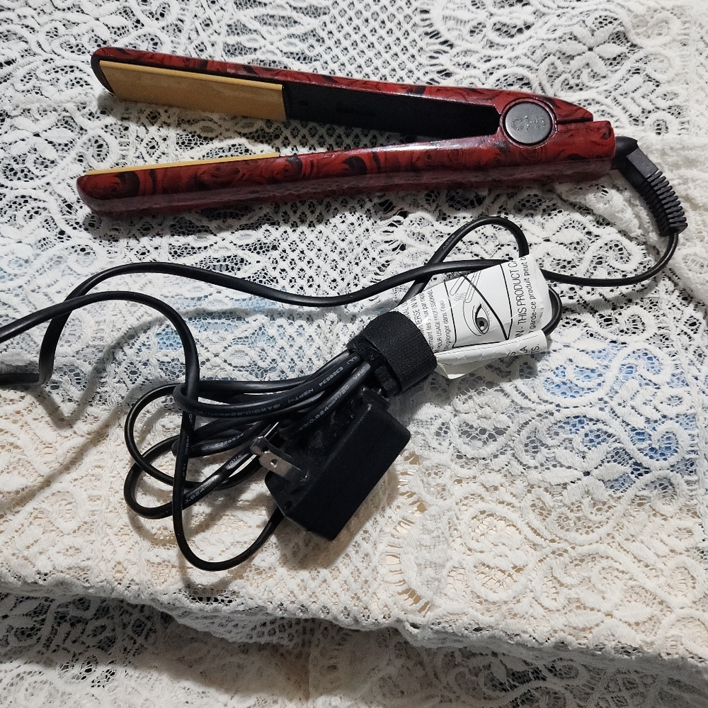 Chi Hair Straightener Red and Black Swirl